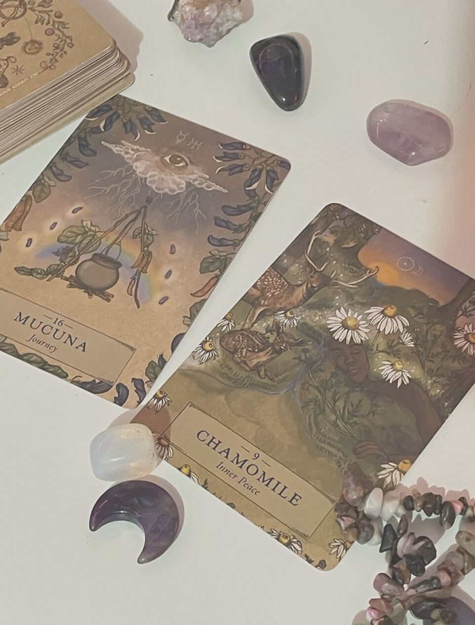 Oracle cards with crystals